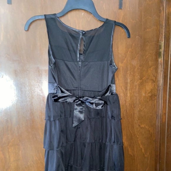 Black Dress - Picture 2 of 6